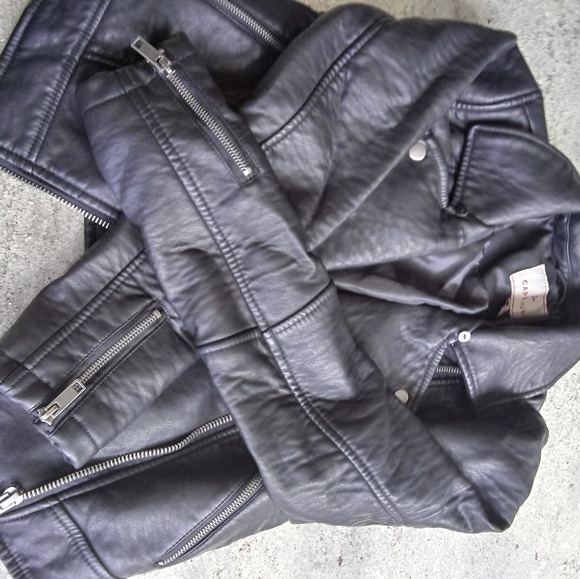 Faux leather Jacket - Picture 2 of 5